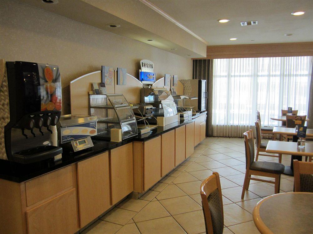 Holiday Inn Express & Suites Amarillo By Ihg Restaurant bilde